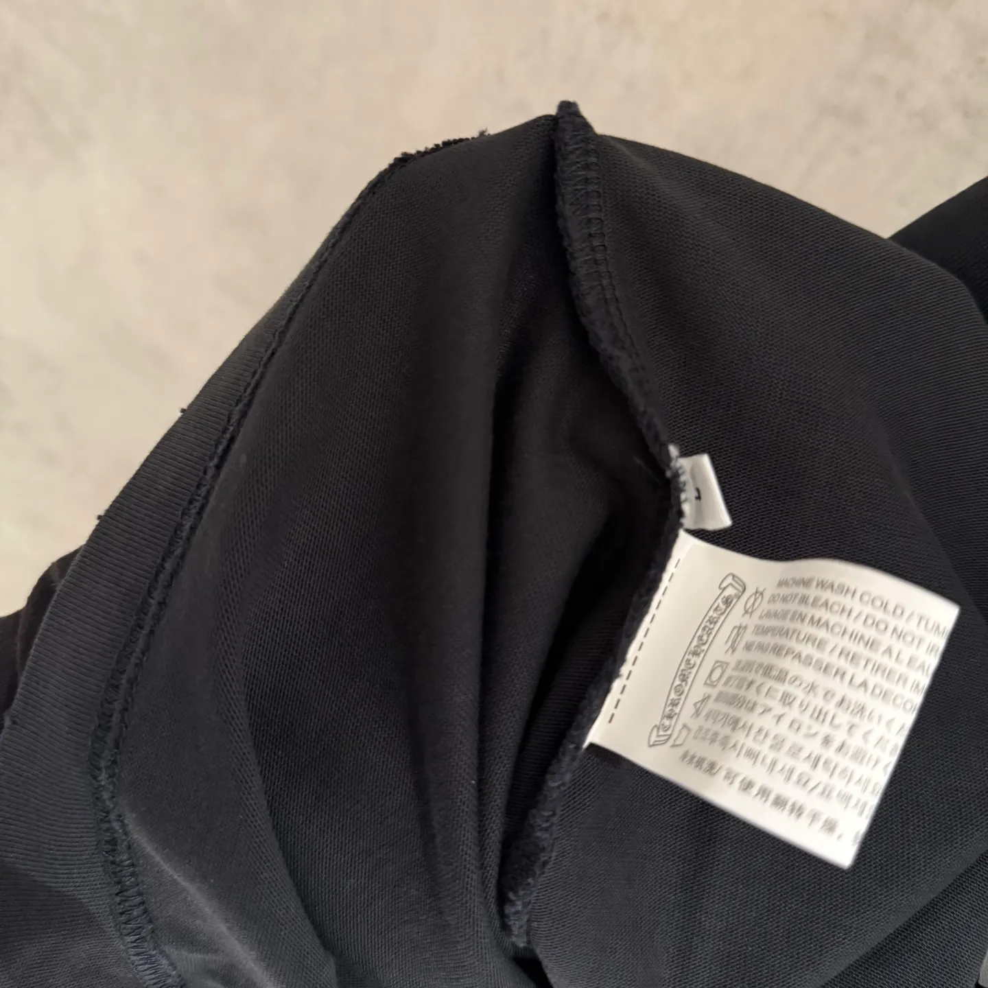 🅿️340 [Strict quality control] CH Croixin's new long-sleeved sweatshirt T-shirt. Heavy 340g double yarn fabric. Wash the whole garment twice. Frayed and torn on all four sides. Heavy fabric. The neckline is made of icy Solona. Loose fit. Deep, wide and stylish. No deformation or shrinkage. Color: 3 colors, black, white and gray. Size: M-2xl